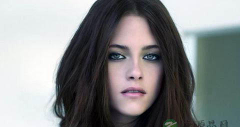 不同坐姿对应人的性格各有不同