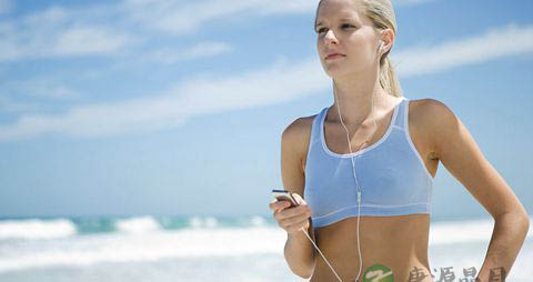 消压除烦有妙招 打坐养生帮助你