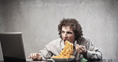 警惕网络依赖的危害_如何警惕网络依赖 警惕网络依赖的危害_如何警惕网络依赖