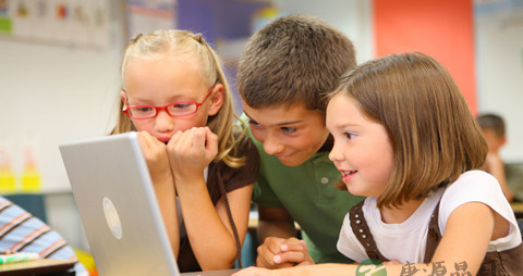 孩子沉溺电脑的危害_孩子沉溺电脑有何危害 孩子沉溺电脑的危害_孩子沉溺电脑有何危害