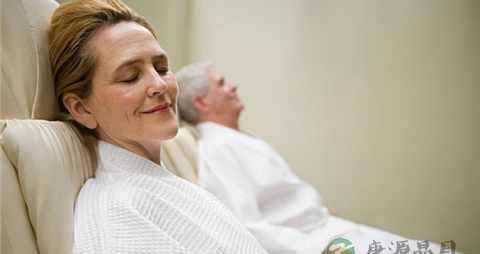 睡眠紊乱的危害_睡眠紊乱有害健康