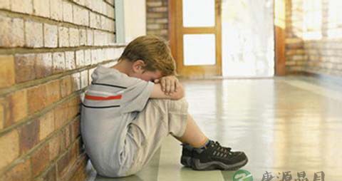 让孩子摆脱自卑_如何让孩子摆脱自卑 让孩子摆脱自卑_如何让孩子摆脱自卑