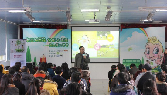 大冷天穿两件单衣出门，该任着孩子性子？
