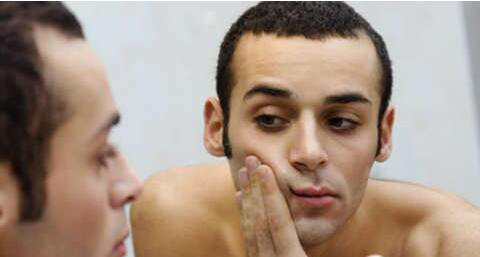 男人如何化妆_男人化妆的方法 男人如何化妆_男人化妆的方法