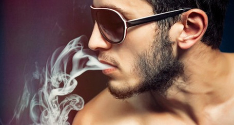 男性吸烟的危害_男性吸烟有何危害