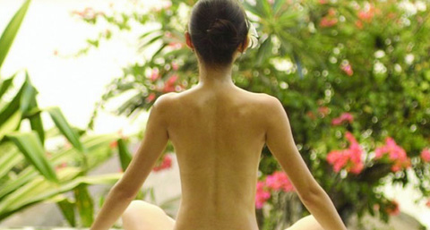 如何瘦出纤细美背_瘦背方法有哪些