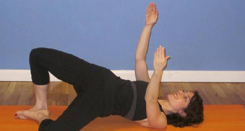 怎样减掉大腿后侧赘肉_教你5个瘦腿招