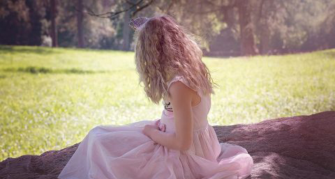 产后乳房下垂怎么治_产后乳房下垂怎么办