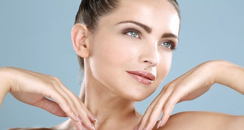 天生的黑能美白吗