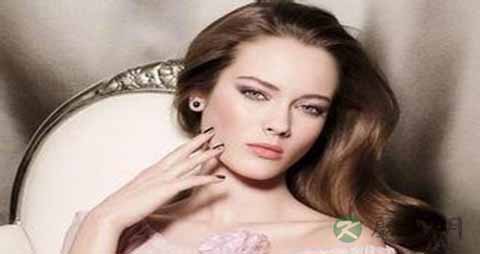 如何去皱_远离9个长皱纹毛病