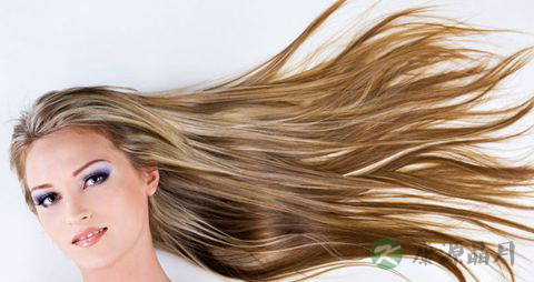 颈纹很深怎么办_怎样消除颈纹