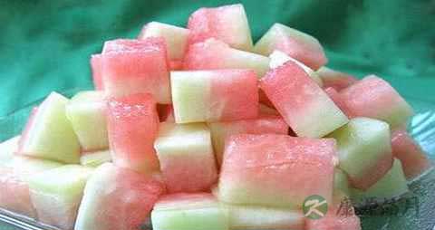 西瓜皮祛痘印的做法