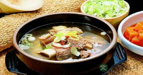 莲子和什么煲汤好