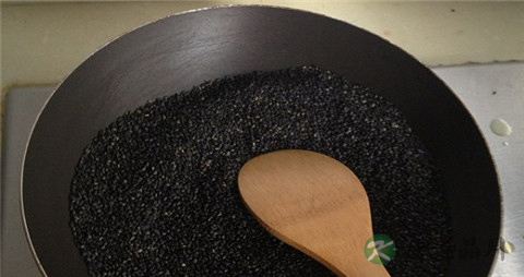 黑芝麻炒之前要洗吗 黑芝麻炒之前要洗吗