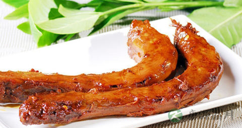 鸭脖子的吃法_哪些人不能吃鸭脖子