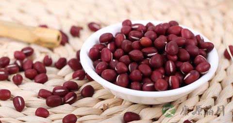 红豆泡水掉色正常吗 红豆泡水掉色正常吗