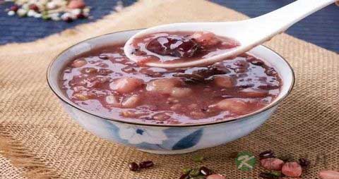 腊八粥熬多长时间 腊八粥熬多长时间