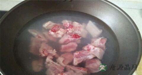 排骨能用热水洗吗 排骨能用热水洗吗