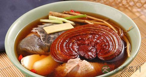 鸡可以和什么煲汤