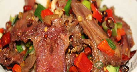 羊舌的吃法_哪些人不能吃羊舌