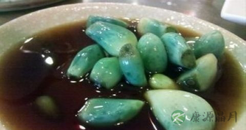 腊八蒜的蒜可以洗吗