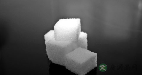 凉拌萝卜丝要焯水吗