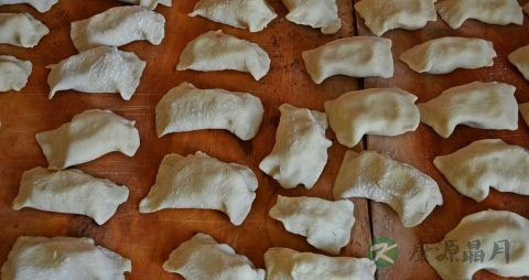 饺子皮用什么面粉 饺子皮用什么面粉