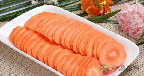 胡萝卜吃多了皮肤会变黄吗