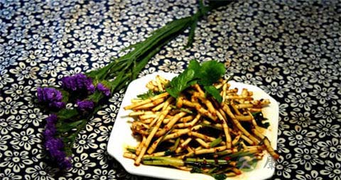 折耳根的营养价值_吃折耳根的好处