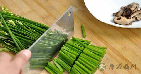 韭菜薹的吃法_哪些人不能吃韭菜薹