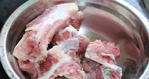 猪骨的吃法_哪些人不能吃猪骨