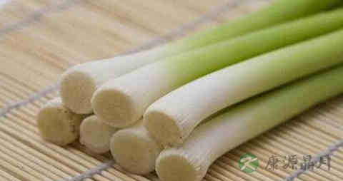 葱白的营养价值_吃葱白的好处 葱白的营养价值_吃葱白的好处