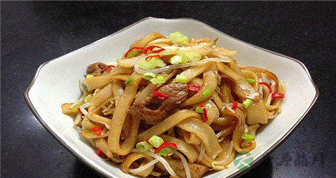 炒河粉怎么做不粘锅