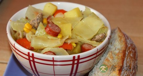 圆白菜和什么一起炒