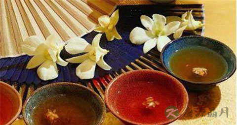 端午节喝雄黄酒的来历