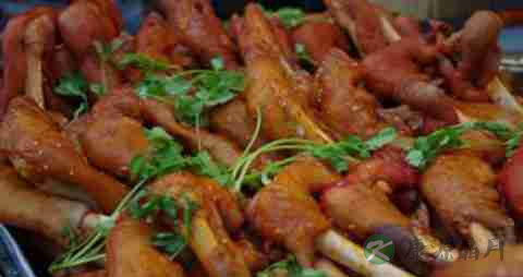 羊蹄的营养价值_吃羊蹄的好处