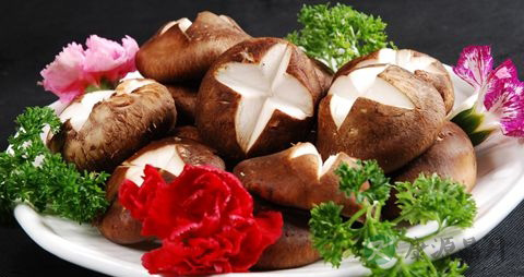 鲜香菇需要焯水吗