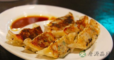 煎饺子怎么煎 煎饺子怎么煎