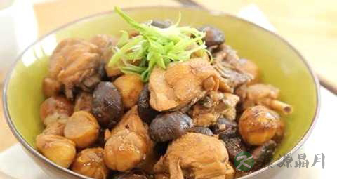 板栗炖鸡的功效与作用 板栗炖鸡的功效与作用
