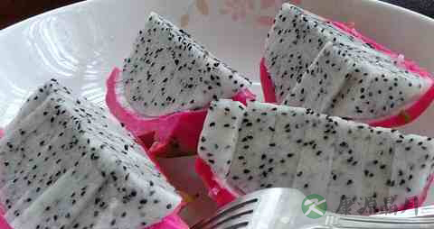 晚上吃火龙果的危害 晚上吃火龙果的危害