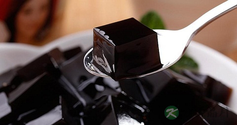 龟苓膏粉的吃法_哪些人不能吃龟苓膏粉 龟苓膏粉的吃法_哪些人不能吃龟苓膏粉