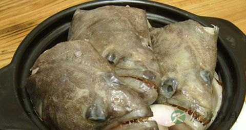 碟鱼头的吃法_哪些人不能吃碟鱼头