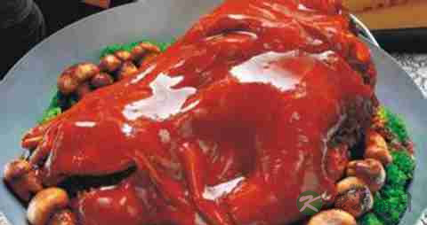 猪肘的营养价值_吃猪肘的好处