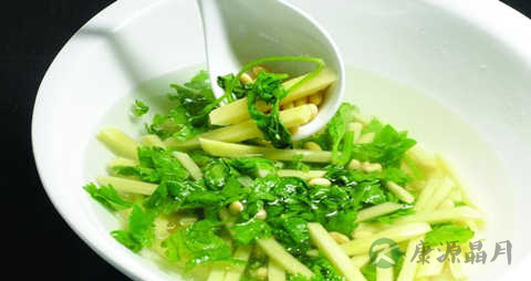 芹菜叶的营养价值_吃芹菜叶的好处