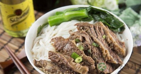 鸭子和什么煲汤 鸭子和什么煲汤