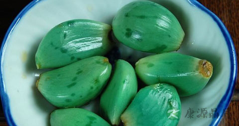 腌腊八蒜用什么米醋 腌腊八蒜用什么米醋