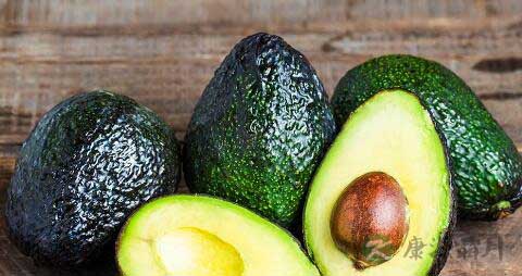 牛油果怎么吃丰胸 牛油果怎么吃丰胸