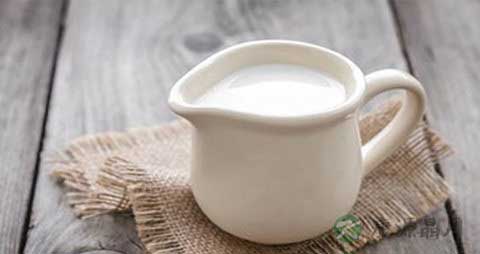 脱脂乳粉的吃法_哪些人不能吃脱脂乳粉 脱脂乳粉的吃法_哪些人不能吃脱脂乳粉