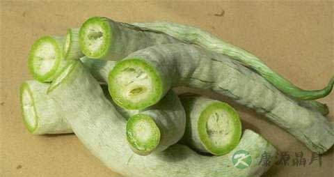 蛇瓜的吃法_哪些人不能吃蛇瓜 蛇瓜的吃法_哪些人不能吃蛇瓜