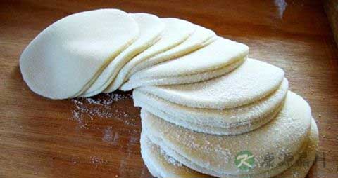 剩饺子皮的吃法